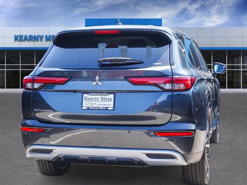 Used 2024 Mitsubishi Outlander SE AWD/4WD image 6