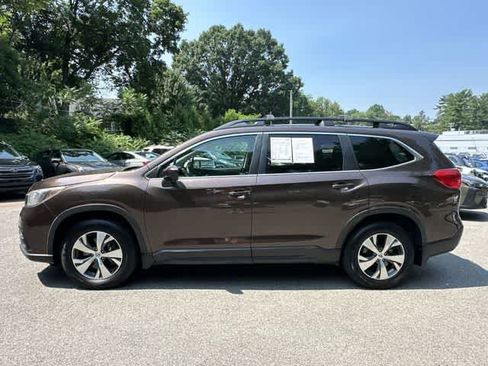 Used 2019 Subaru Ascent Premium w/ Popular Package #2A AWD/4WD image 2