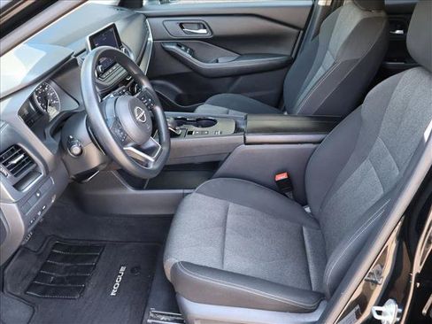 Used 2024 Nissan Rogue SV FWD image 21