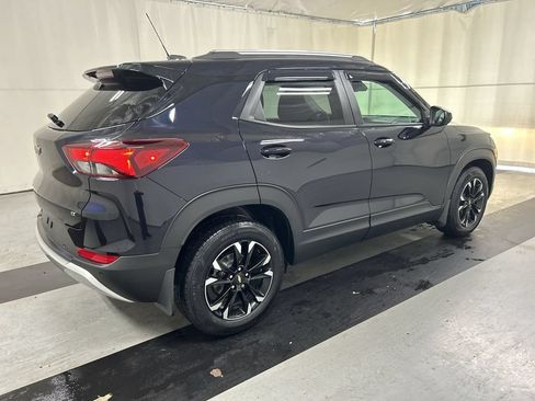 Certified 2021 Chevrolet TrailBlazer LT w/ Convenience Package FWD image 2