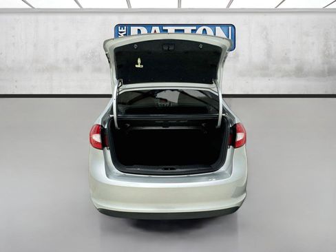 Used 2013 Ford Fiesta SE FWD image 22