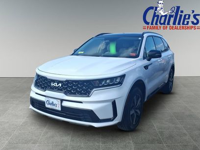 Used 2022 Kia Sorento S w/ Panoramic Sunroof Package