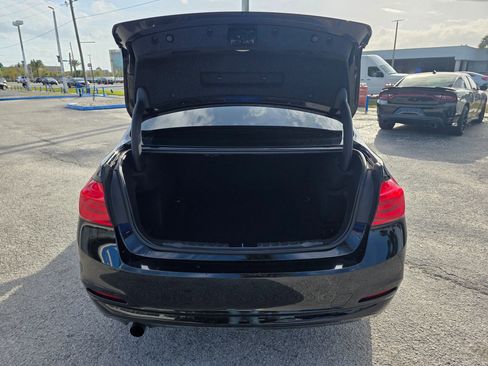 Used 2018 BMW 320i Sedan image 7