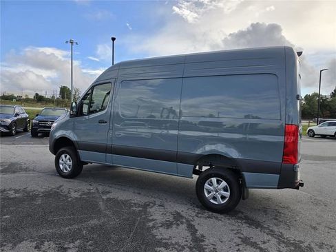 New 2026 Mercedes-Benz Sprinter 2500 image 9