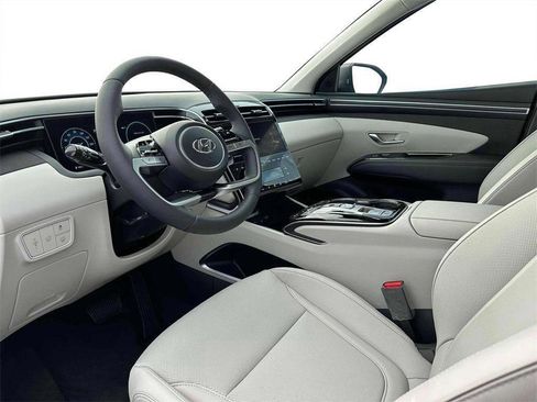 Used 2024 Hyundai Tucson Limited image 24