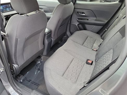Used 2025 Nissan Kicks SV image 18