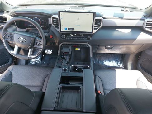 Used 2025 Toyota Tundra Limited w/ TRD Off-Road Package AWD/4WD image 9