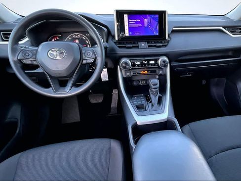 Used 2025 Toyota RAV4 LE image 10