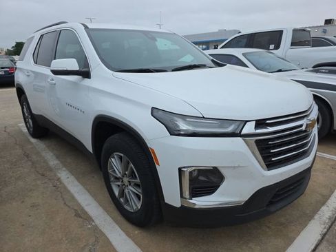 Used 2023 Chevrolet Traverse LT FWD image 7