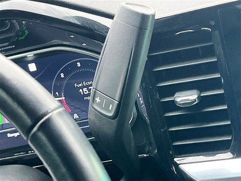 Used 2022 GMC Sierra 1500 Elevation image 17