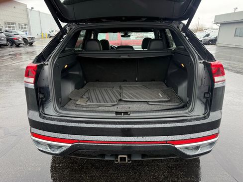 Used 2021 Volkswagen Atlas Cross Sport SEL Premium R-Line image 42