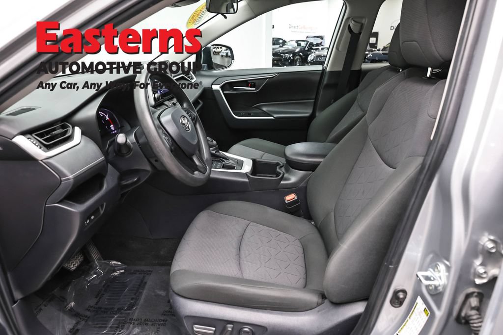 Used 2024 Toyota RAV4 XLE AWD/4WD image 14