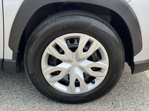 Used 2024 Toyota Corolla Cross L FWD image 27