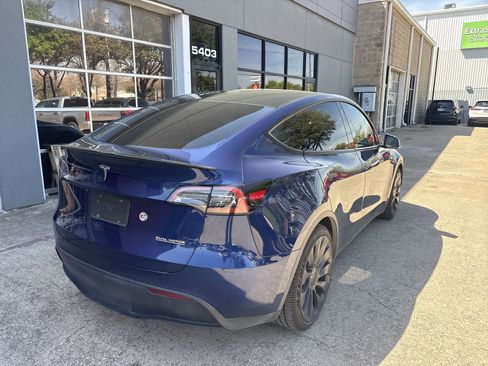 Used 2022 Tesla Model Y Performance image 6