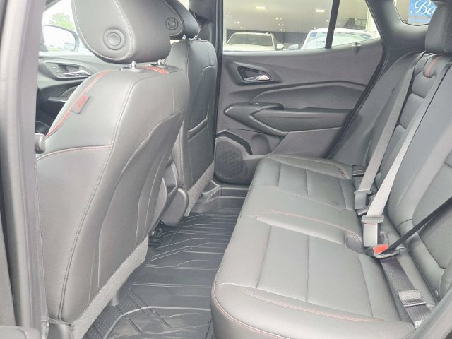 New 2026 Chevrolet Trax RS w/ Driver Confidence Package FWD image 9