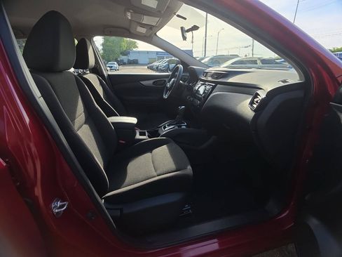Used 2018 Nissan Rogue Sport S w/ S Appearance Package AWD/4WD image 27