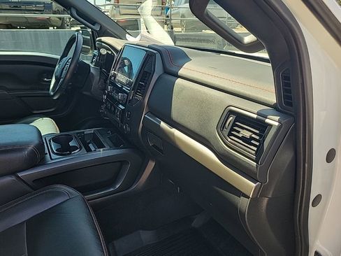 Used 2024 Nissan Titan PRO-4X w/ Pro-4x Convenience Package AWD/4WD image 42