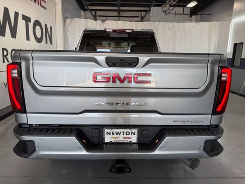 New 2026 GMC Sierra 2500 Denali w/ Denali Reserve Package image 32