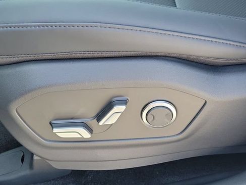 New 2027 Hyundai Santa Fe SEL FWD image 19