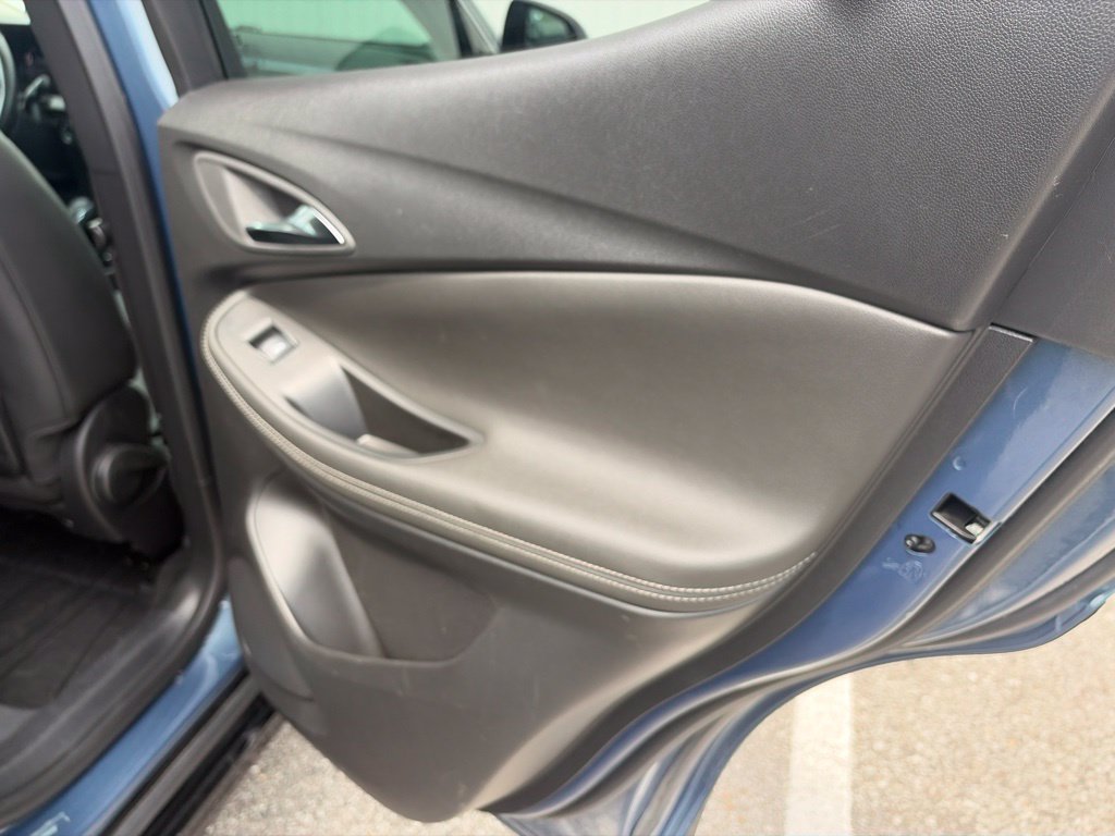 Used 2024 Buick Encore GX Sport Touring w/ Experience Buick Package AWD/4WD image 25
