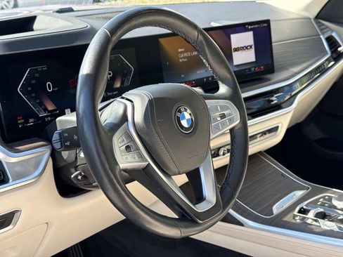 Used 2024 BMW X7 xDrive40i w/ Climate Comfort Package image 2