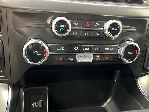 New 2025 Ford F150 XLT w/ Equipment Group 302A MID image 20