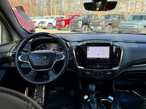 Used 2023 Chevrolet Traverse Premier w/ Redline Edition image 23