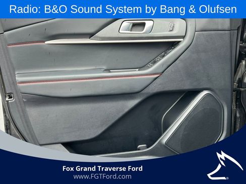 Certified 2025 Ford Explorer ST-Line AWD/4WD image 16
