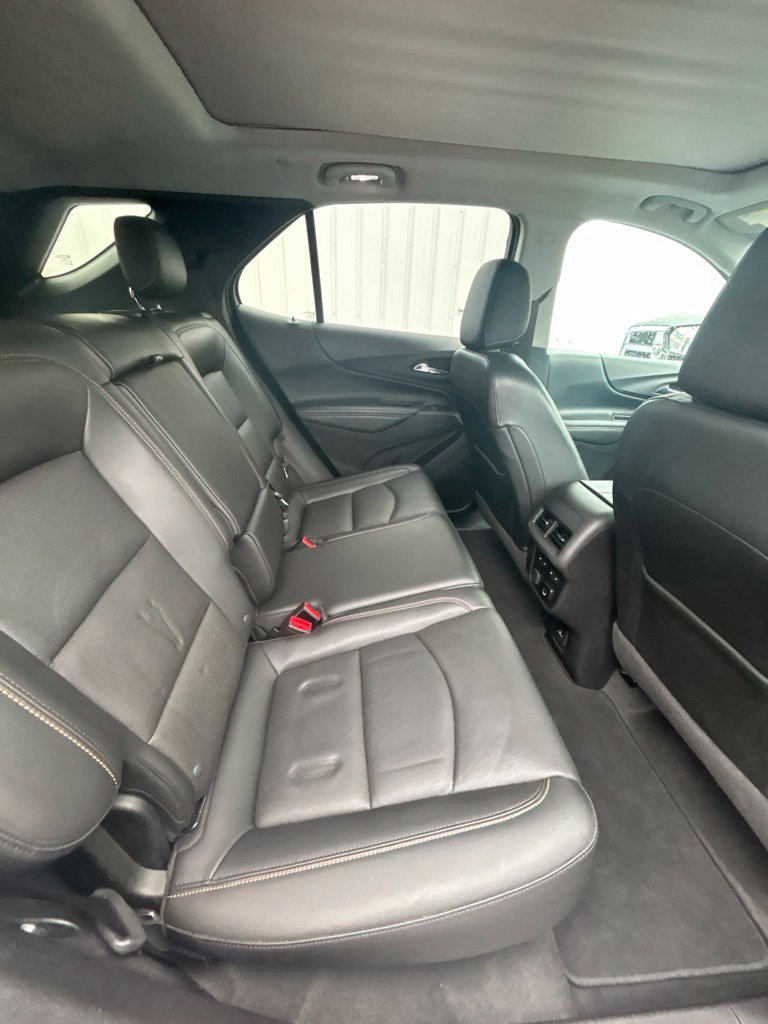 Used 2018 Chevrolet Equinox Premier FWD image 22