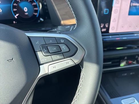 New 2026 Volkswagen Atlas SE image 16