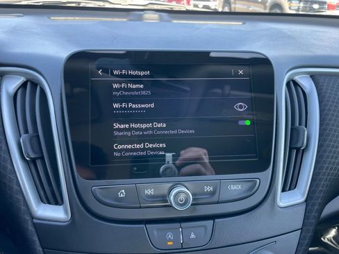 Used 2023 Chevrolet Malibu LT image 16