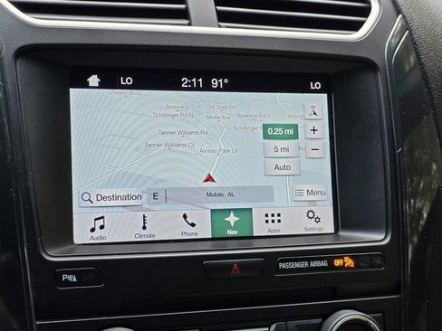 Used 2017 Ford Explorer XLT w/ Equipment Group 202A FWD image 14