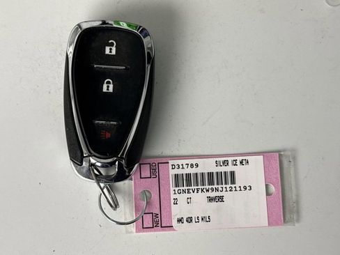 Used 2022 Chevrolet Traverse LS image 22