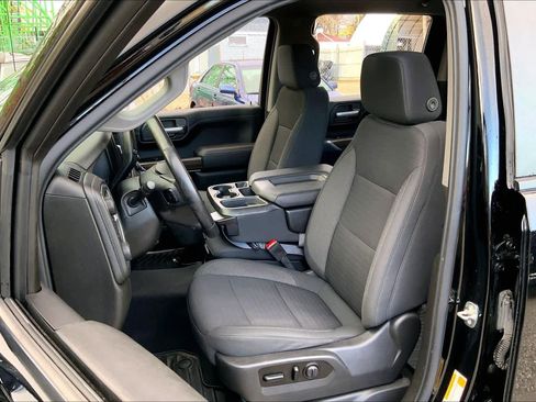 Used 2021 Chevrolet Silverado 1500 RST image 8