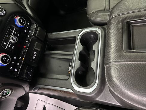 Used 2021 GMC Sierra 3500 Denali w/ Denali Black Diamond Edition AWD/4WD image 33