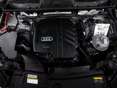 Certified 2023 Audi Q5 2.0T Premium w/ Convenience Package AWD/4WD image 19