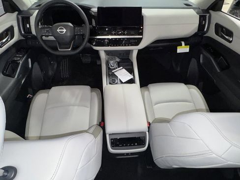 New 2026 Nissan Pathfinder SL image 20