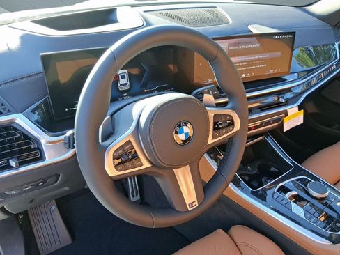 Used 2026 BMW X5 sDrive40i w/ M Sport Package image 15