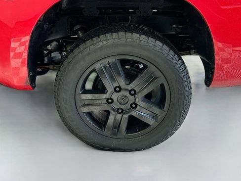 Used 2012 Toyota Tundra Limited image 32