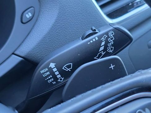 Used 2018 Audi Q3 2.0T Premium Plus w/ Premium Plus Package image 33