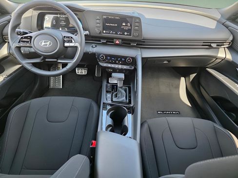 New 2026 Hyundai Elantra SEL Sport Premium FWD image 15