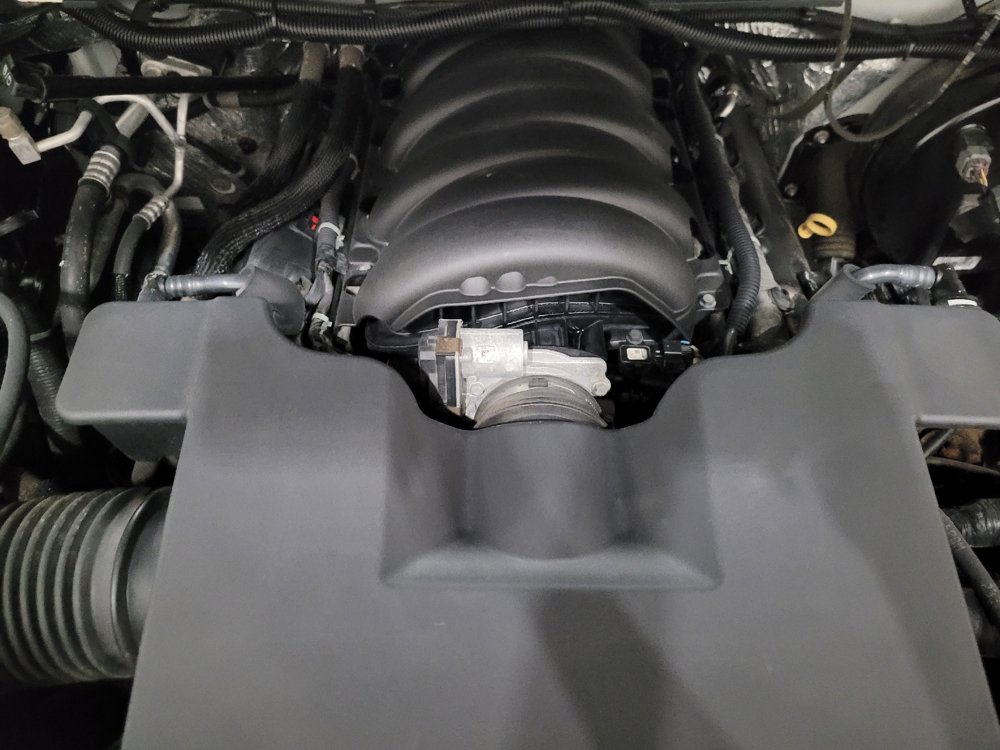 Used 2017 Chevrolet Silverado 1500 LT w/ All Star Edition AWD/4WD image 30