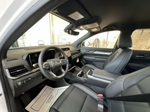 New 2026 GMC Terrain Elevation w/ Elevation Premium Package image 10