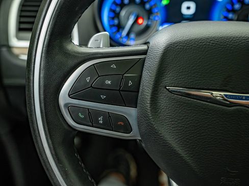 Used 2020 Chrysler 300 C w/ Sun, Sound & Nav Package RWD image 26