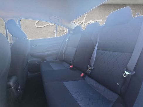 Used 2025 Nissan Versa SV w/ Trunk Package image 22