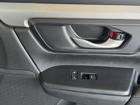 Used 2021 Honda CR-V Special Edition image 16