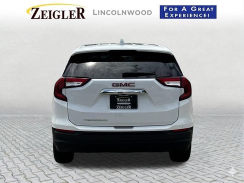 Used 2023 GMC Terrain SLE FWD image 5