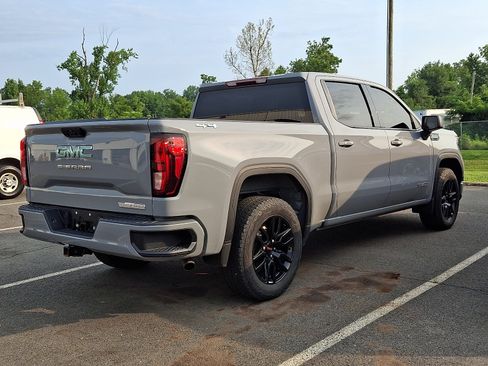 Used 2024 GMC Sierra 1500 Elevation AWD/4WD image 8