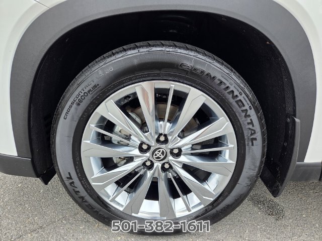 Used 2024 Toyota Grand Highlander AWD image 25