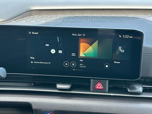 New 2026 Kia Carnival EX FWD image 25